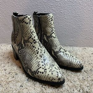 Blondo Elvina Snake Print Bootie in size 7.5